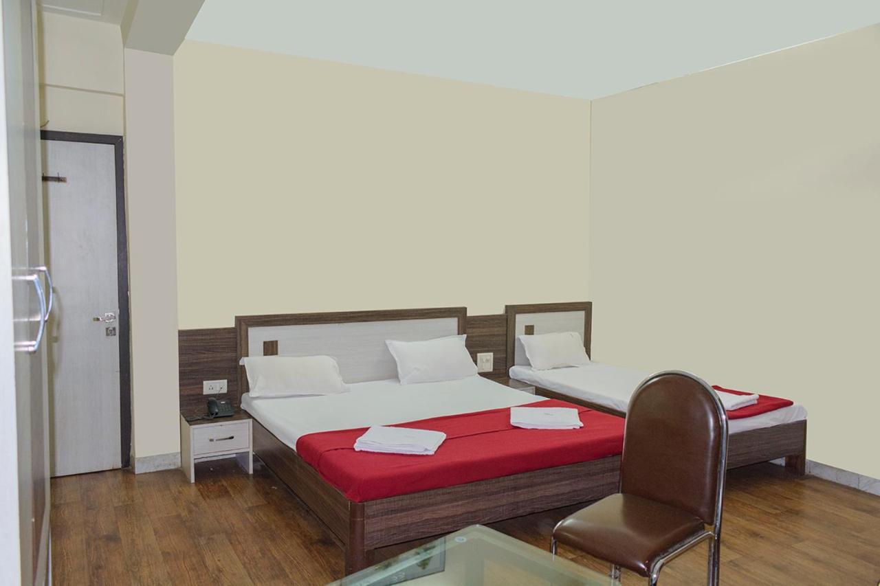 Hotel Mukesh Residency 푸네 외부 사진