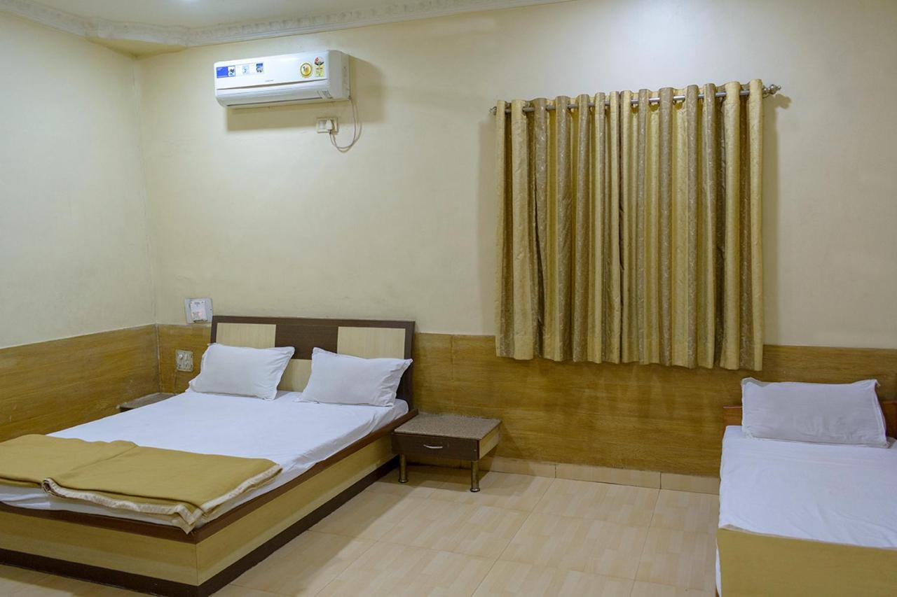 Hotel Mukesh Residency 푸네 외부 사진