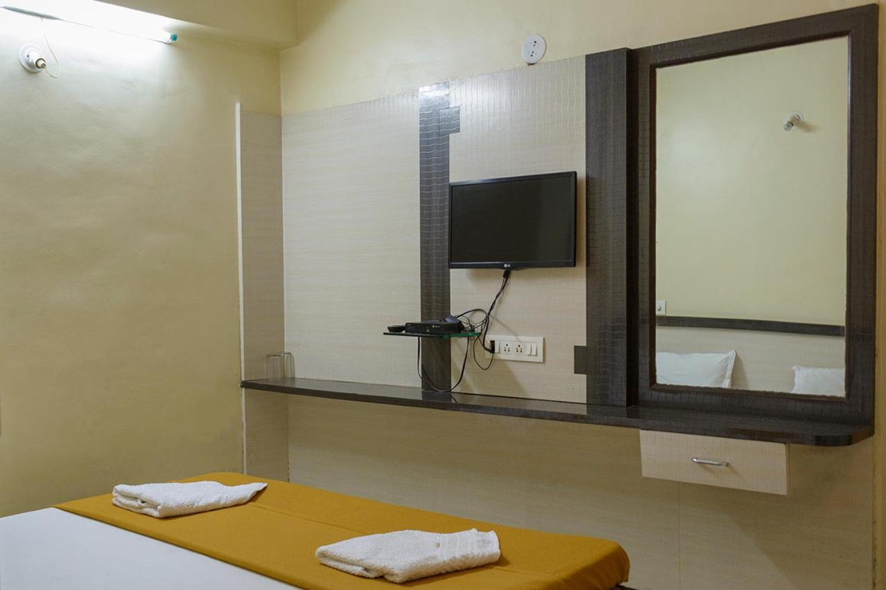 Hotel Mukesh Residency 푸네 외부 사진