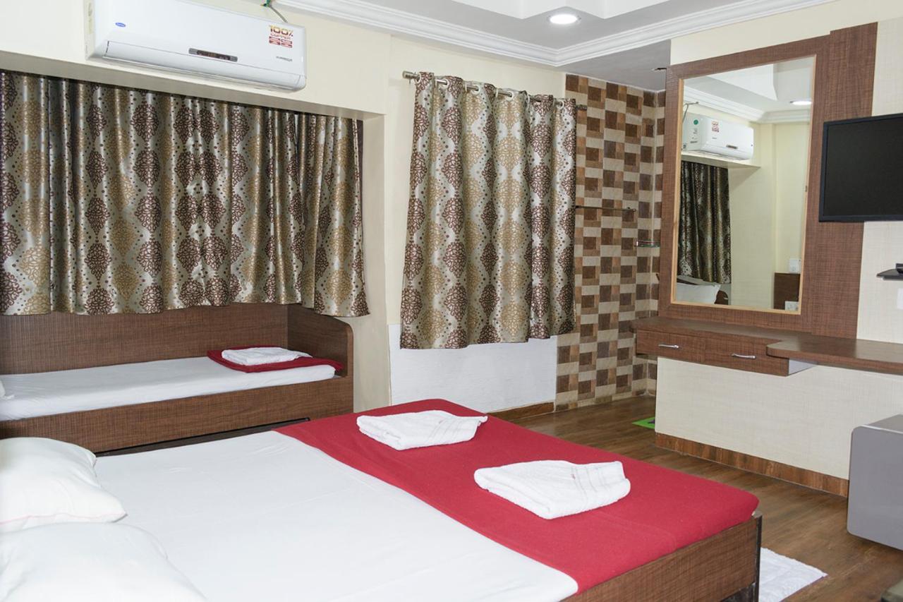 Hotel Mukesh Residency 푸네 외부 사진